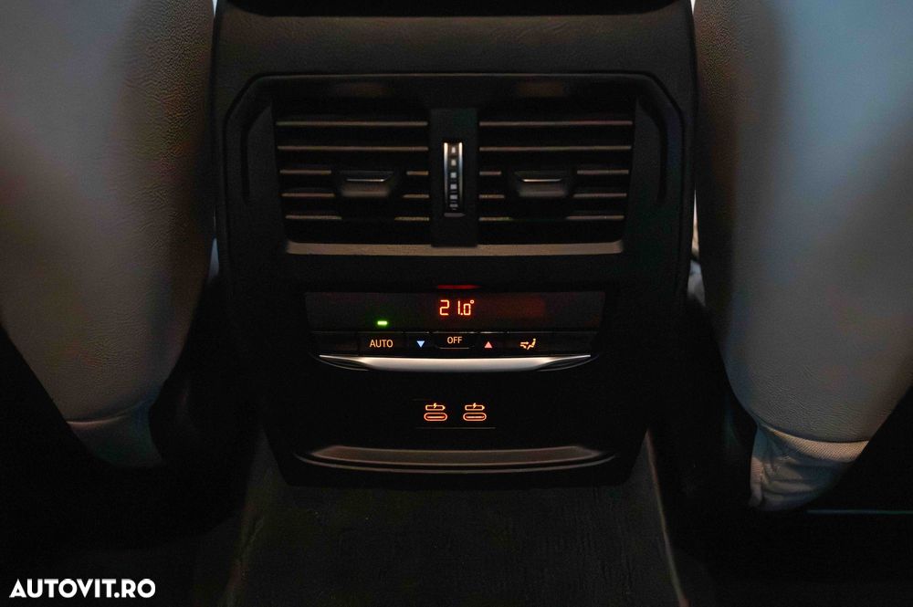 BMW Seria 3 320e Aut. - 28