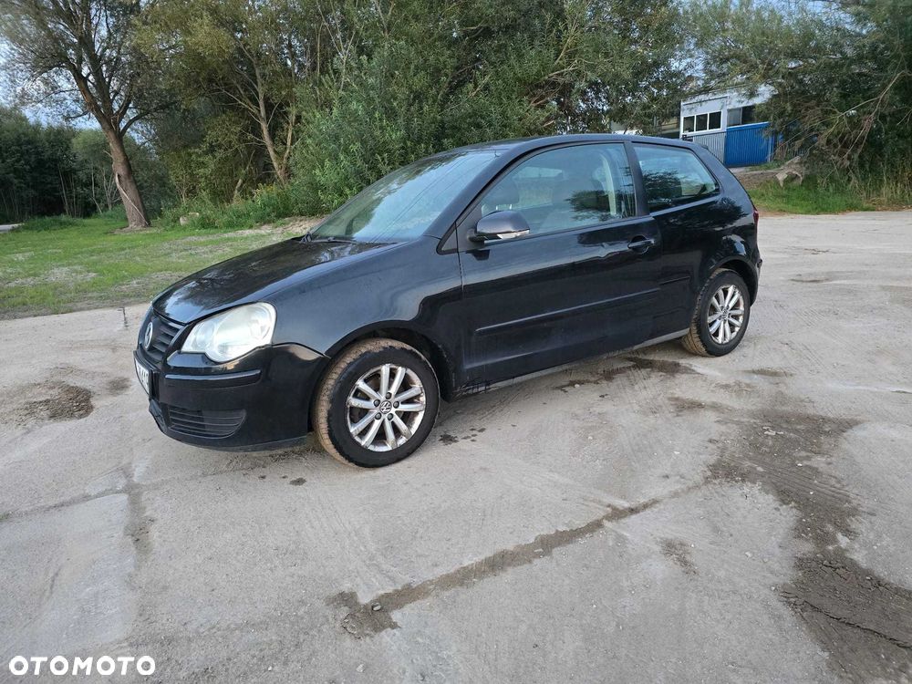 Volkswagen Polo - 2