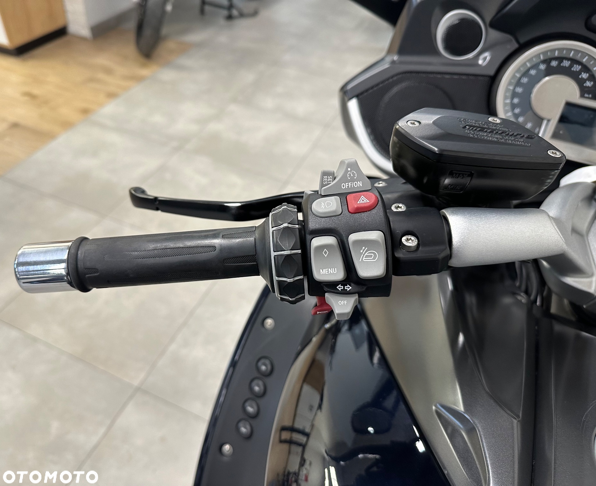 BMW K - 7