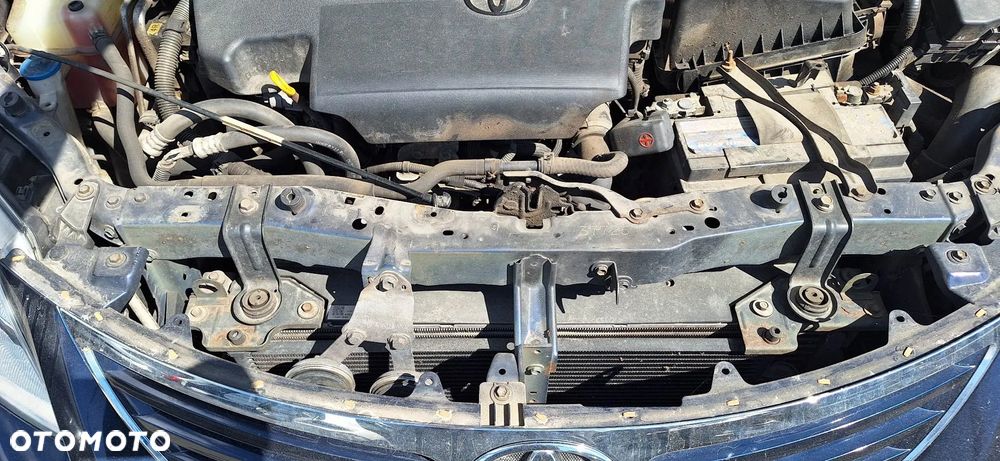 TOYOTA Avensis t27 podszybie - 6