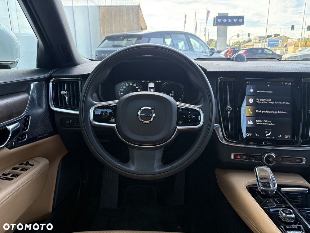 Volvo S90 - 25