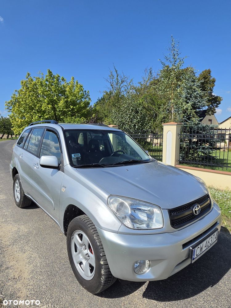 Toyota RAV4 - 2