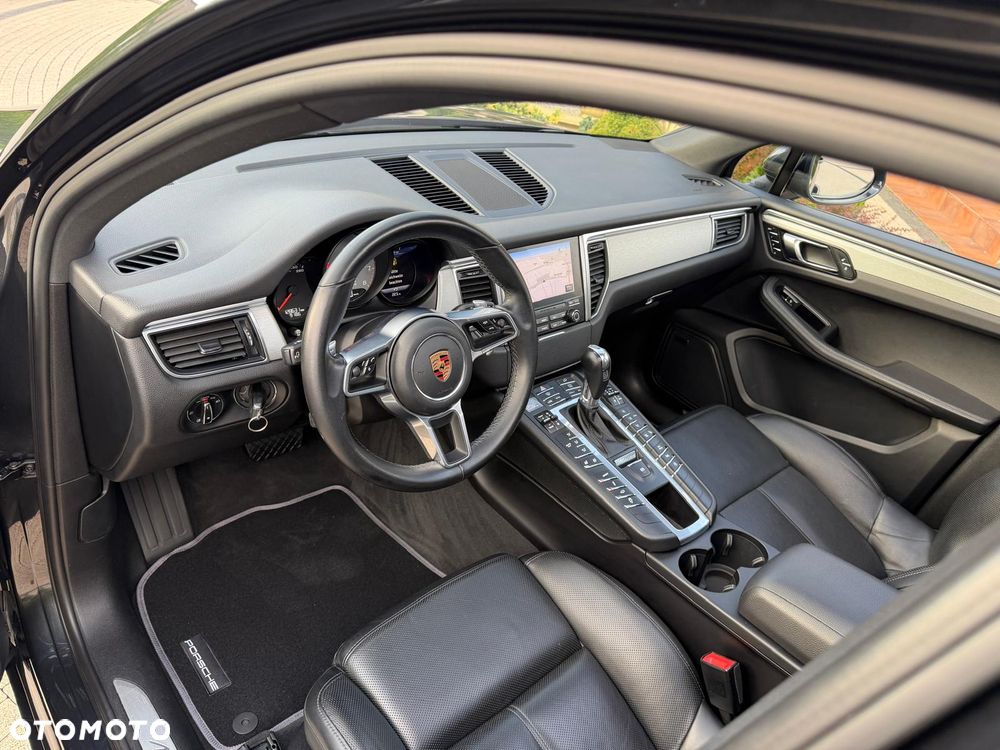 Porsche Macan S - 5