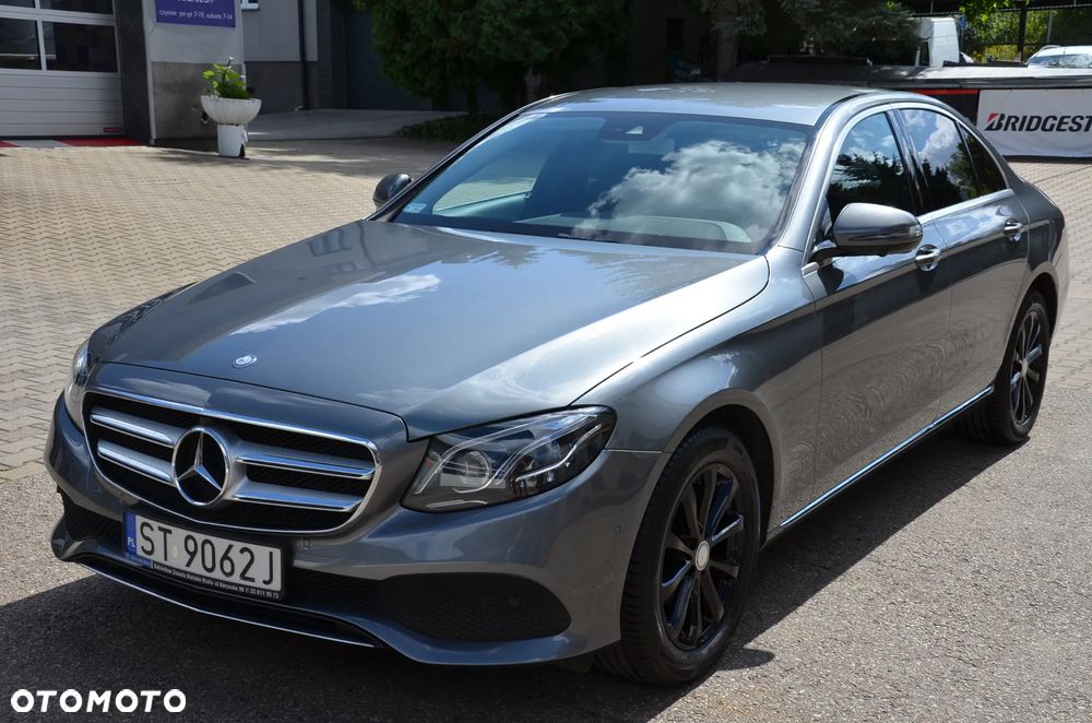 Mercedes-Benz Klasa E 220 d 9G-TRONIC - 1