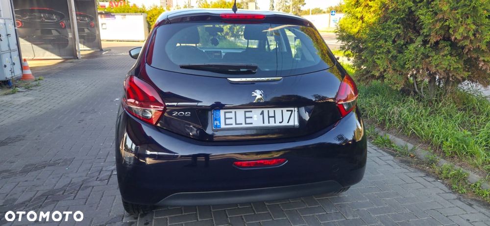 Peugeot 208 1.2 PureTech GPF Signature S&S - 3