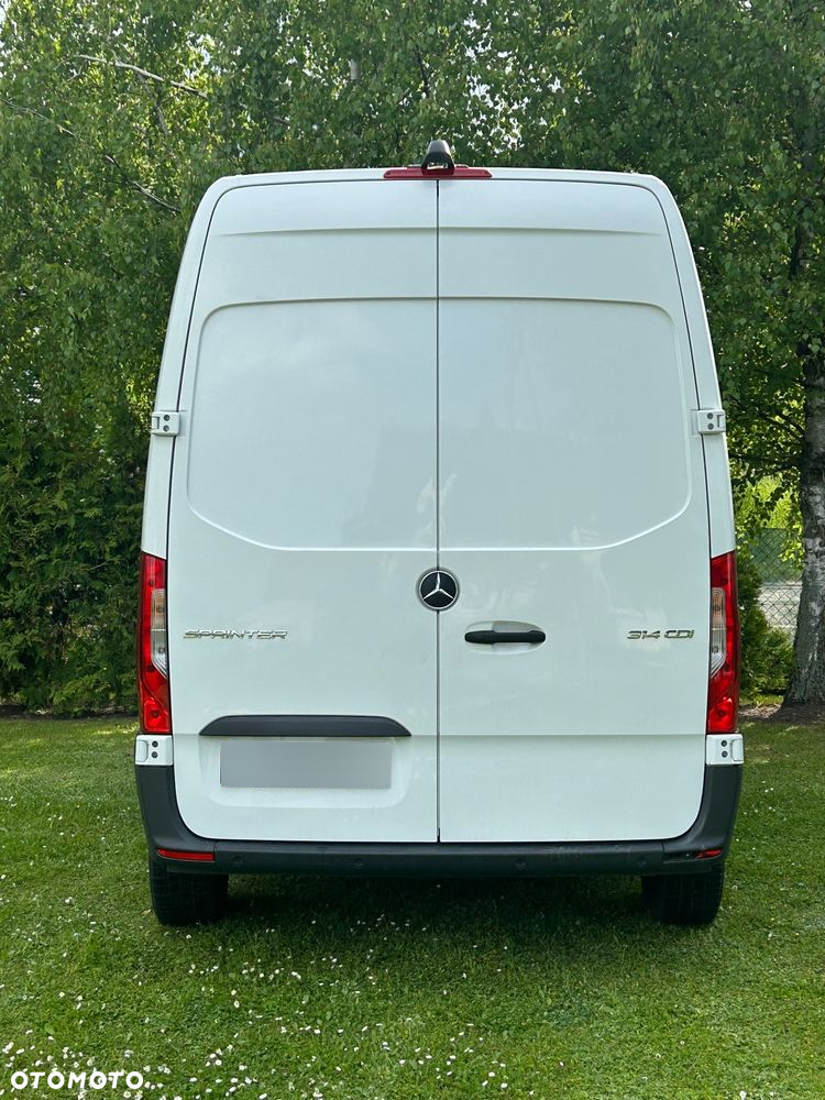 Mercedes-Benz Sprinter - 3