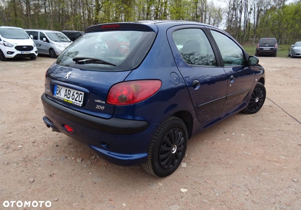 Peugeot 206 - 3