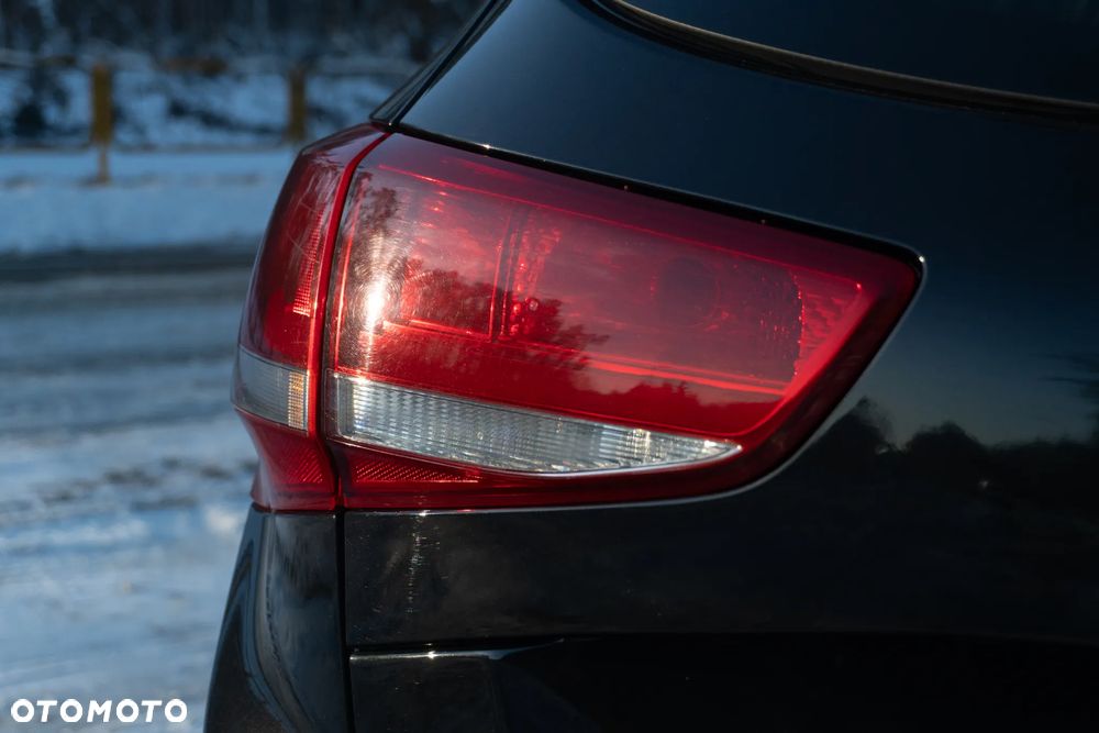 Kia Ceed 1.6 CRDi 136 ISG Spirit - 10