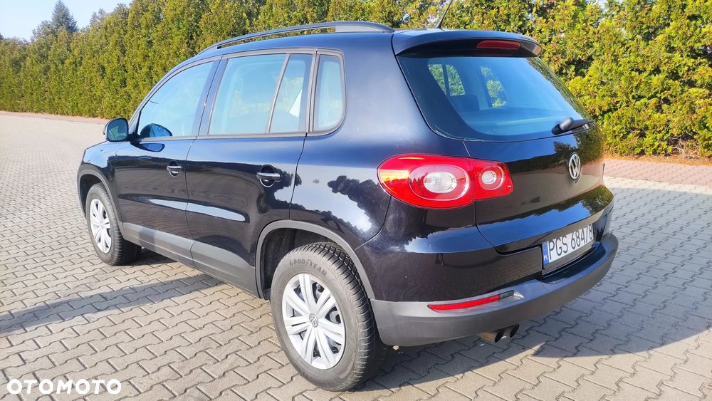Volkswagen Tiguan - 4