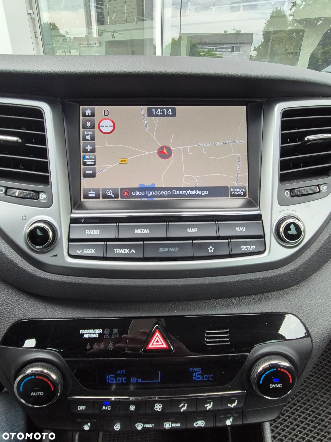 Hyundai Tucson 1.7 CRDI BlueDrive Style 2WD DCT - 11