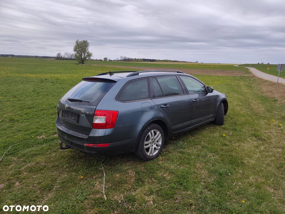 Skoda Octavia 2.0 TDI Style DSG - 4