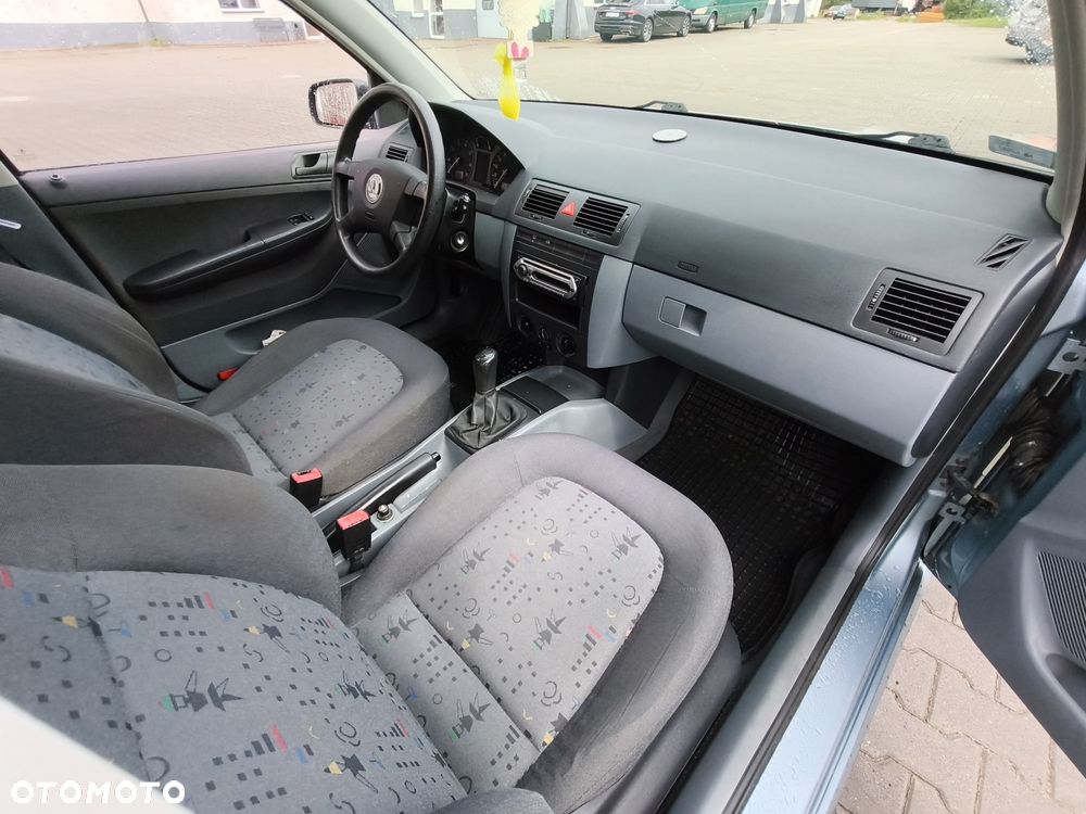 Skoda Fabia - 5