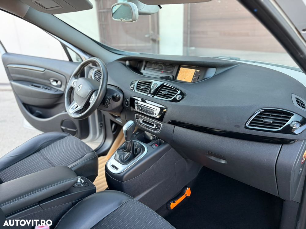 Renault Scenic - 10