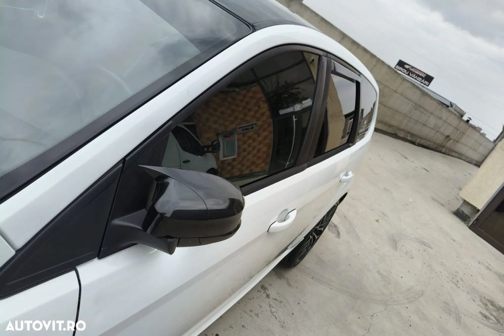 Ford Focus 1.6 TDCi DPF Titanium - 5