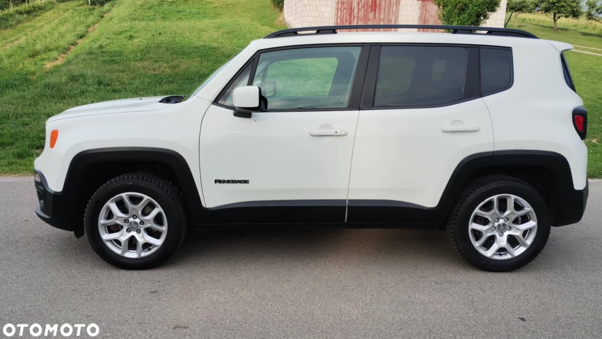 Jeep Renegade - 14