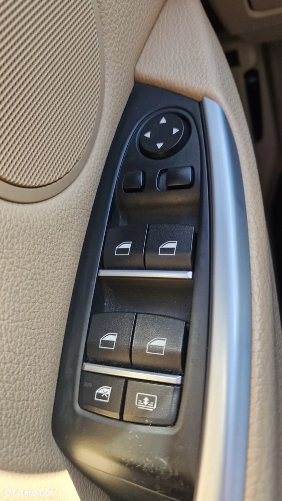 BMW 5GT 535i xDrive - 21