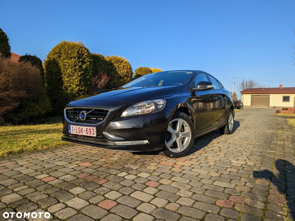 Volvo V40 - 18
