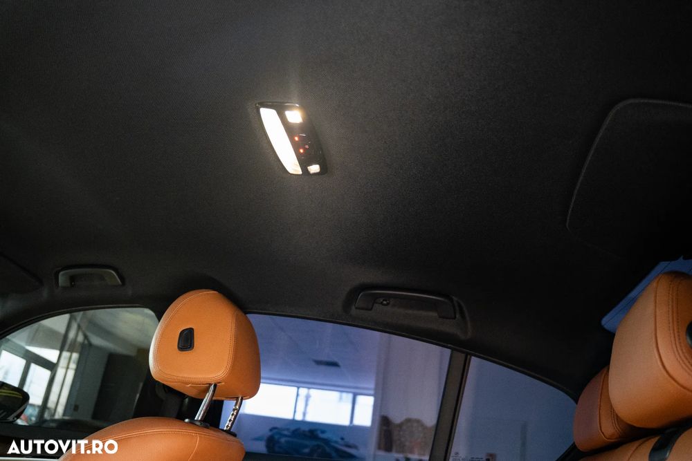 BMW Seria 5 520d xDrive AT - 23