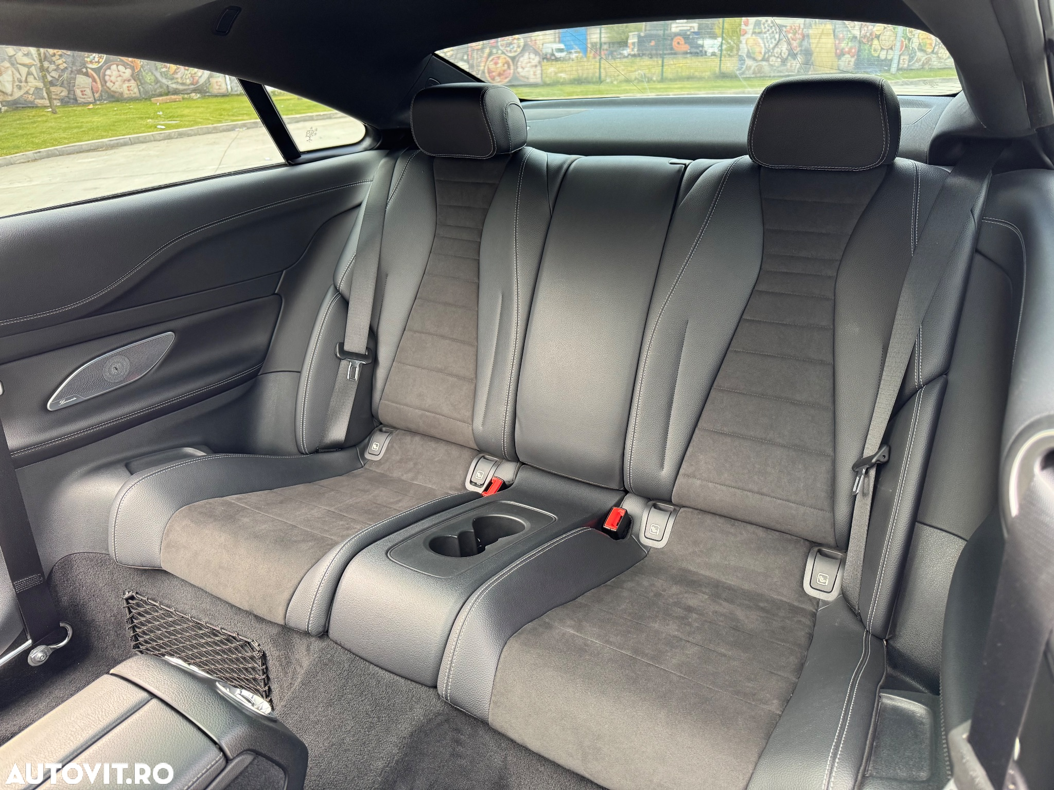 Mercedes-Benz E 220 d 4MATIC Cabrio - 8
