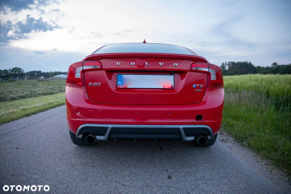 Volvo S60 ver-t6-awd-r--design-summum - 17