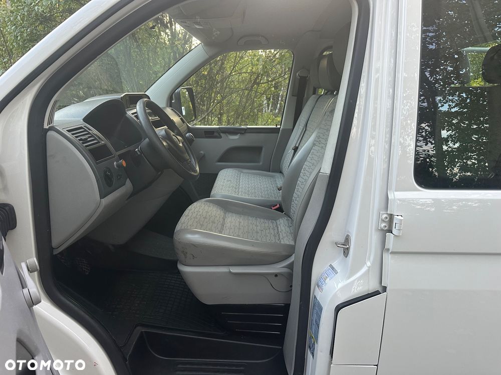 Volkswagen Transporter - 9