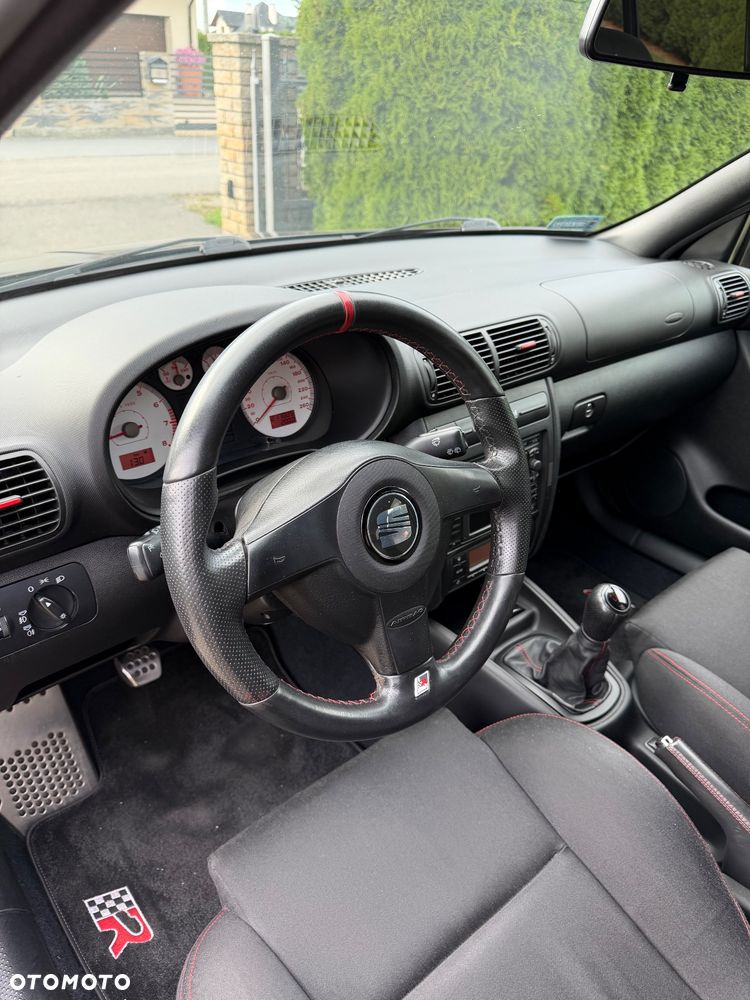 Seat Leon 1.8T Cupra R - 25