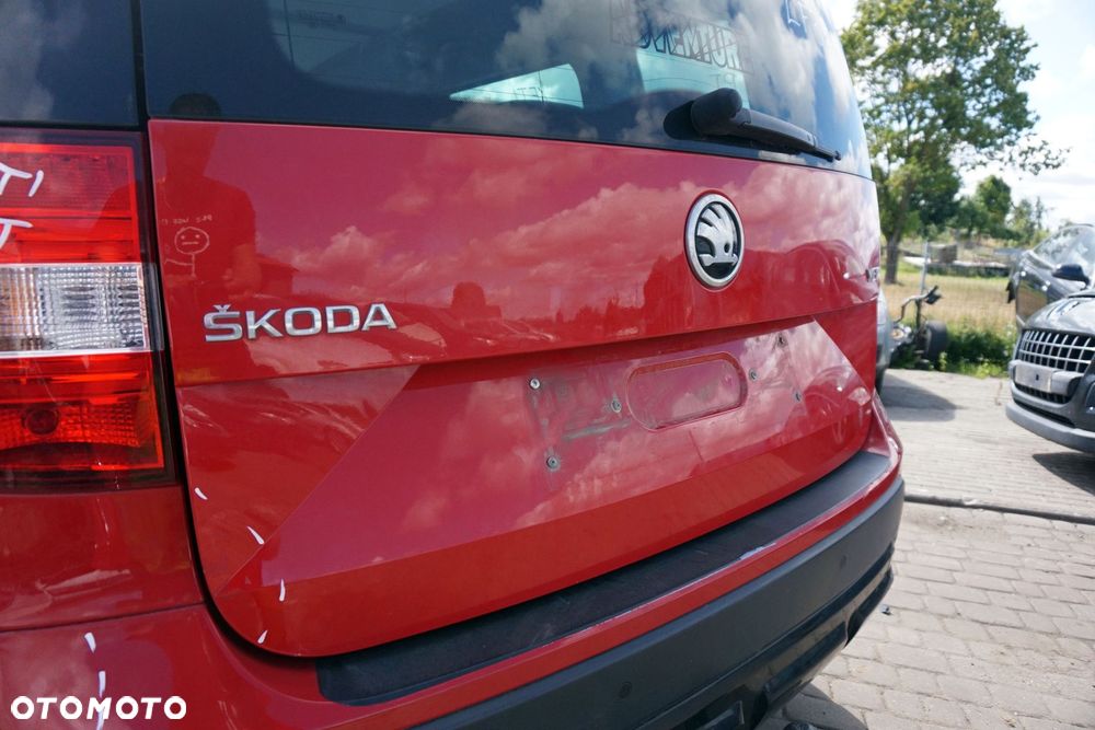 KLAPA BAGAŻNIKA TYLNA YETI LIFT LF3K  CZERWONY SKODA 2012-2017 - 2