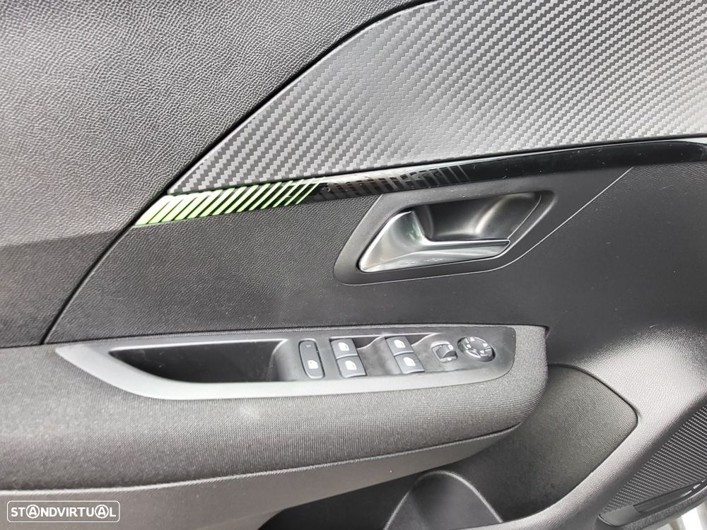 Peugeot 208 1.2 PureTech Active Pack - 17