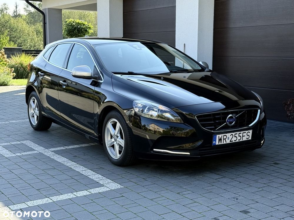 Volvo V40 D2 Momentum - 11