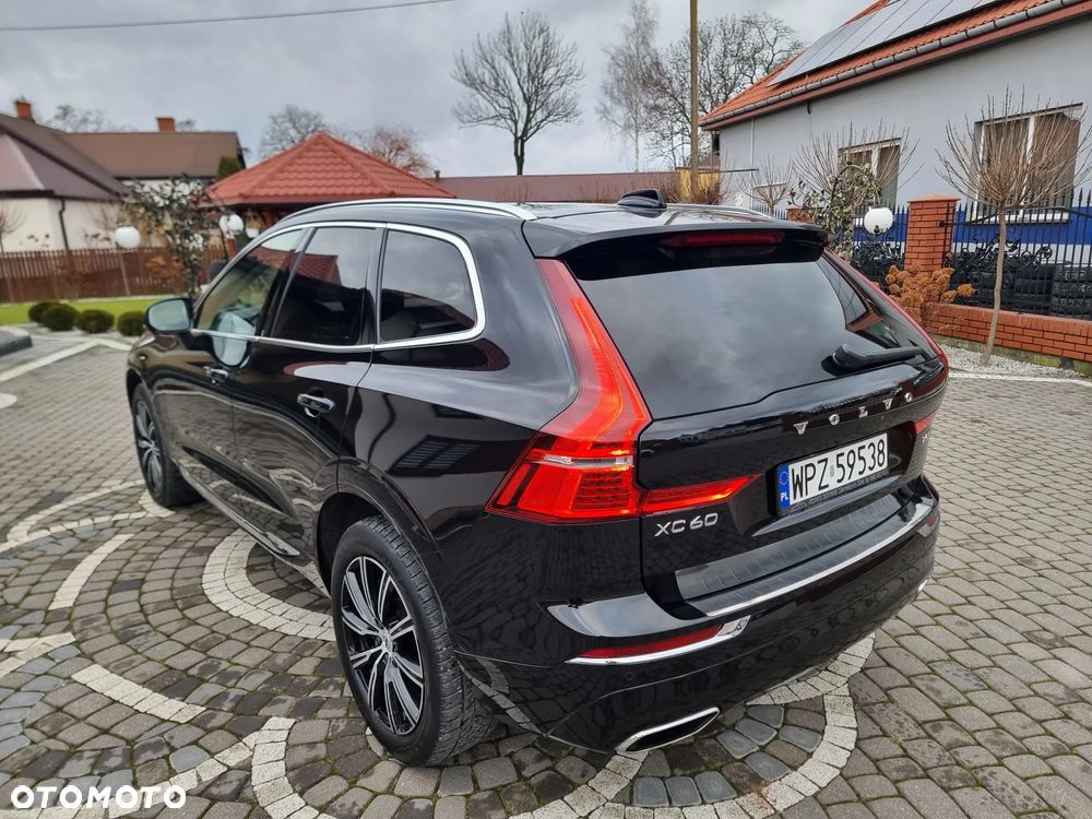 Volvo XC 60 T5 AWD Inscription - 4