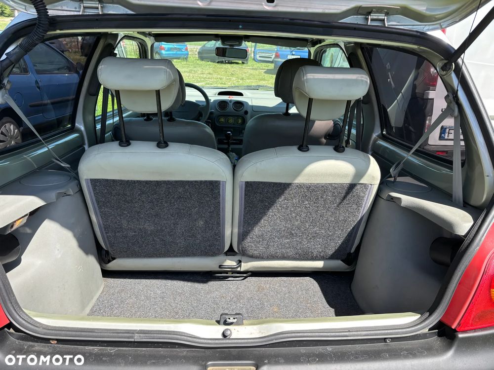Renault Twingo 1.2 16V Privilege - 12
