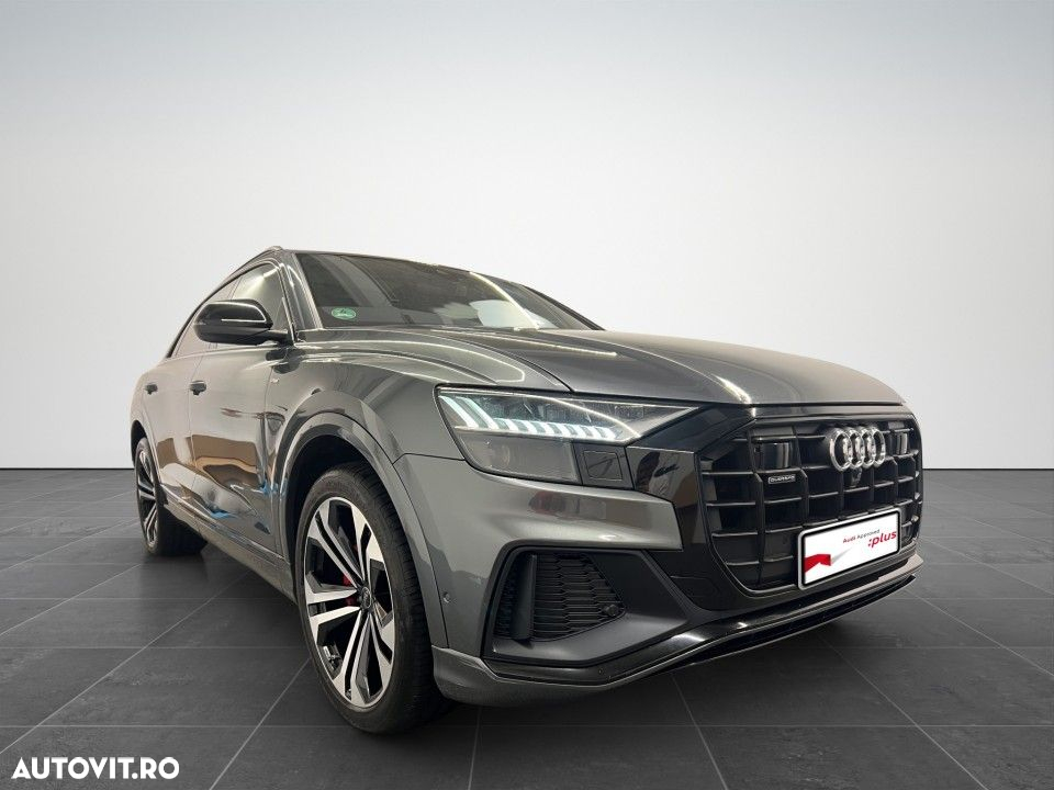 Audi Q8 - 2