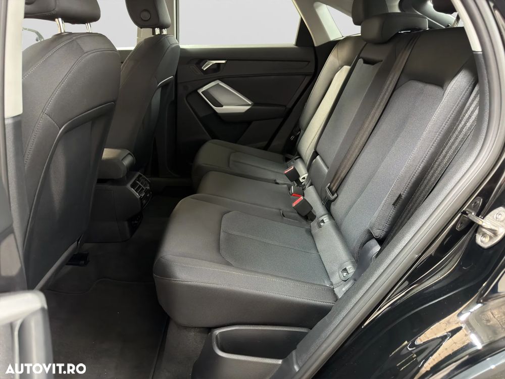 Audi Q3 Sportback 35 TFSI S tronic - 13