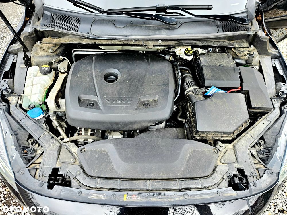 Volvo V40 T2 Linje Svart - 33