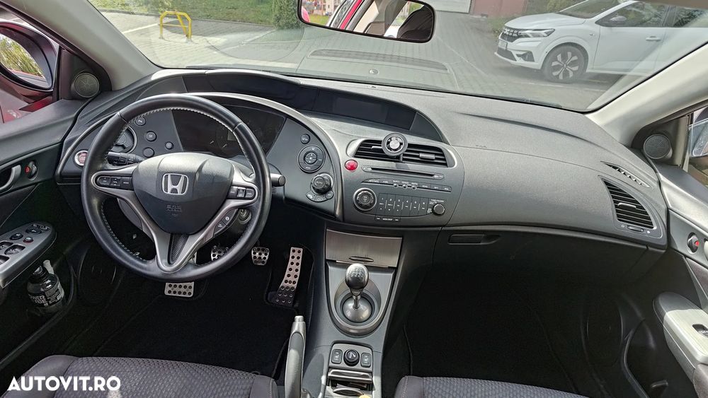Honda Civic 1.8 Sport - 10