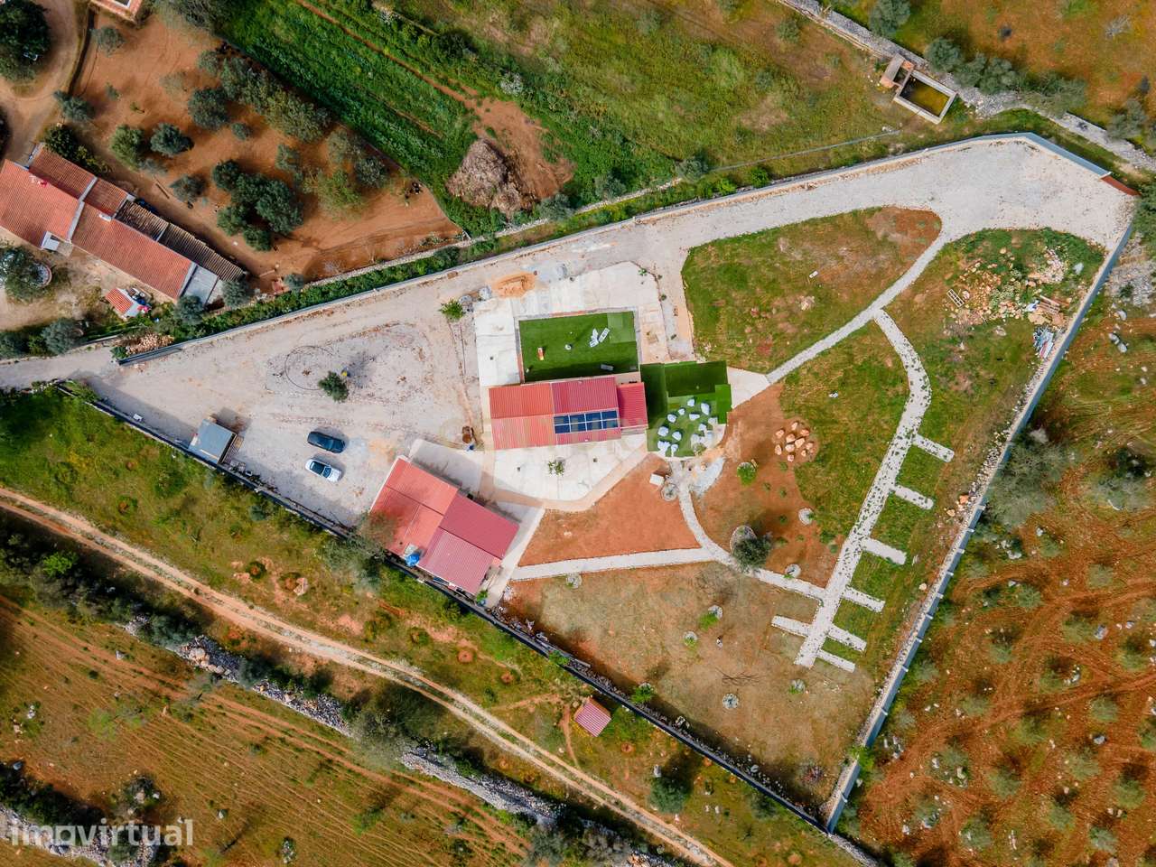 Terreno Rustico de 5600m2 transformado em quinta - Paderne - Grande imagem: 2/30