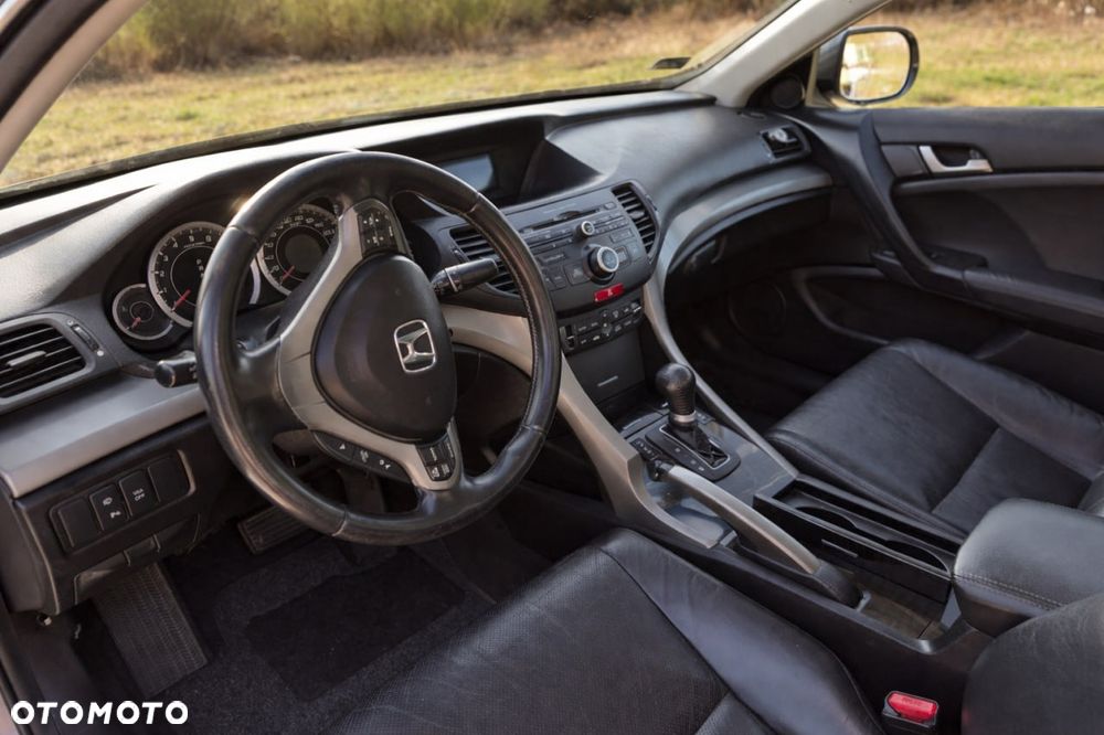 Honda Accord 2.4 Executive Nav+ACC - 9