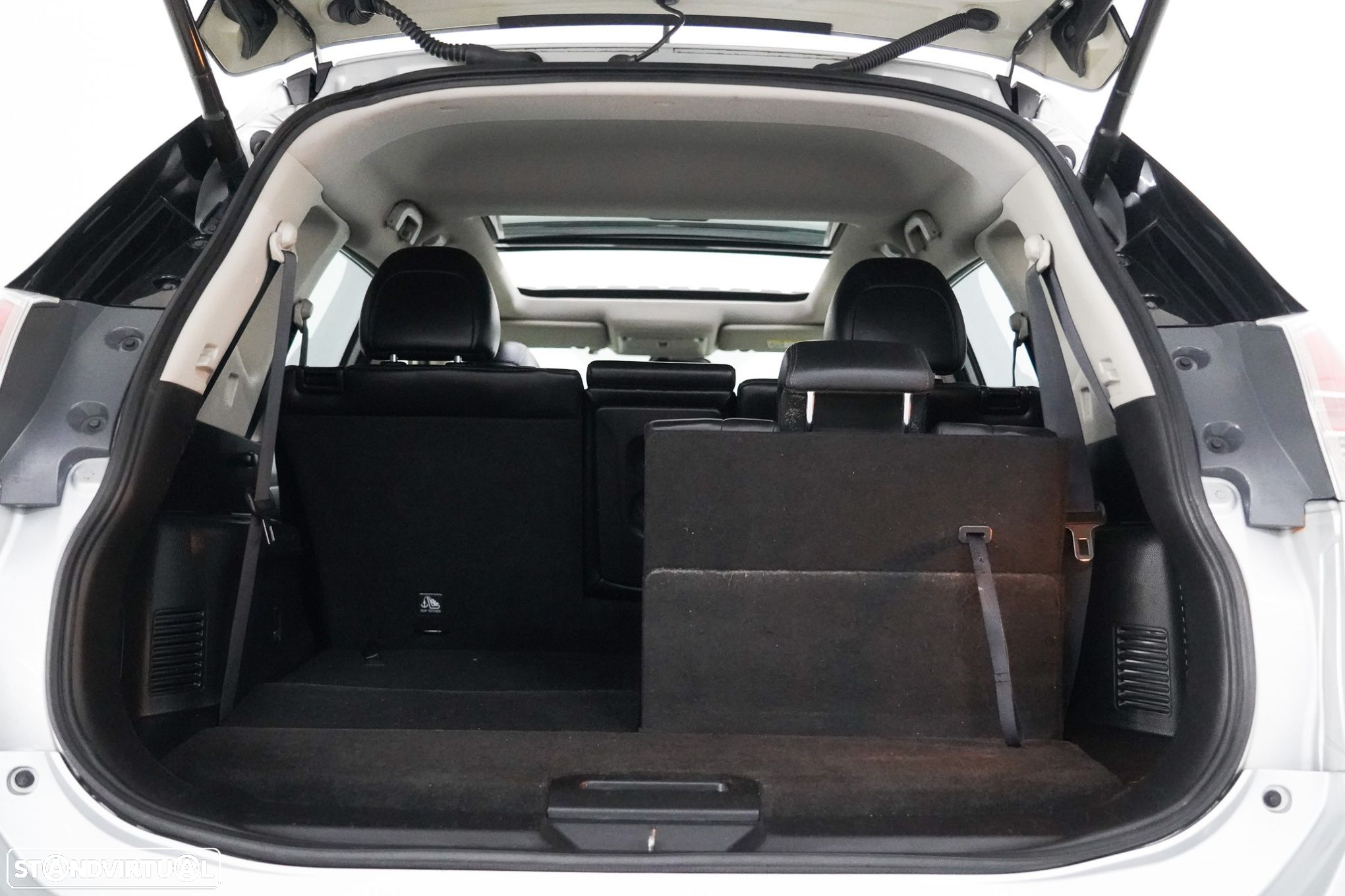 Nissan X-Trail 2.0 DCi Tekna Xtronic - 22