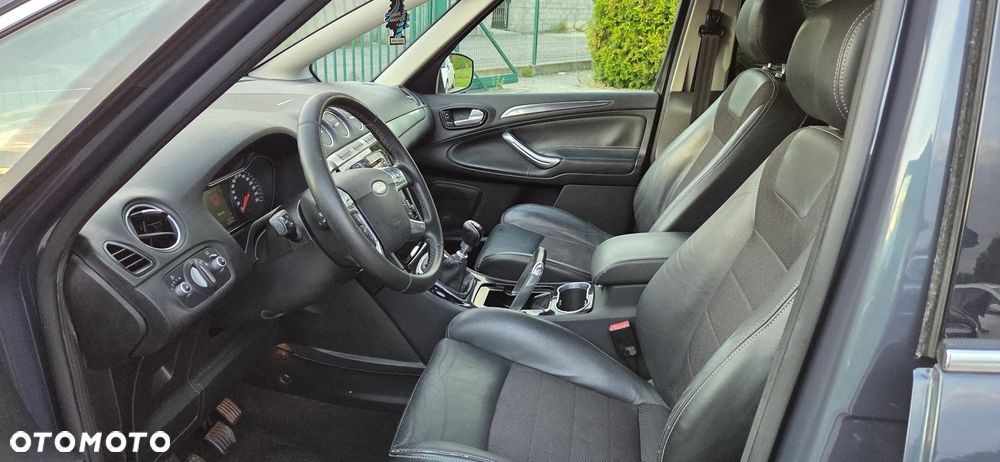 Ford S-Max 2.0 TDCi DPF Titanium - 5