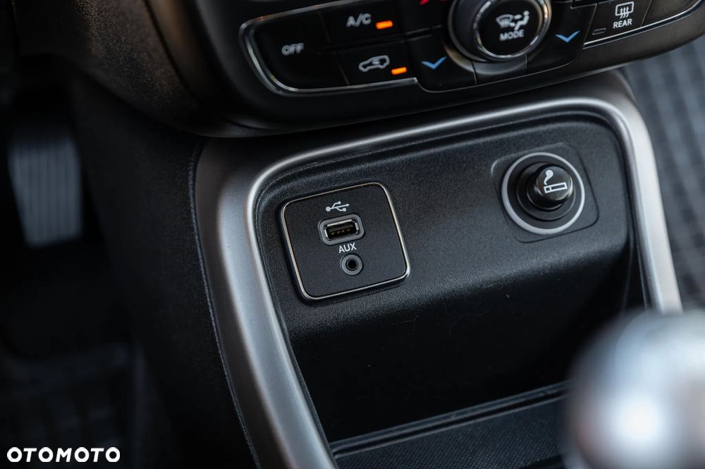 Jeep Compass 1.4 MultiAir Business Line - 27