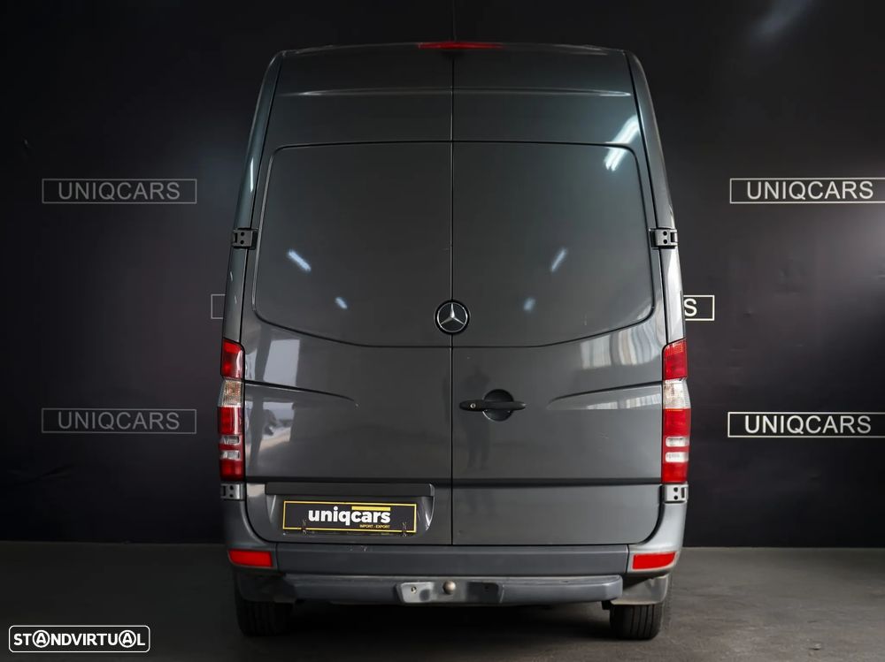 Mercedes-Benz Sprinter 319 CDI L2H2 IVA DEDUTIVEL - 8