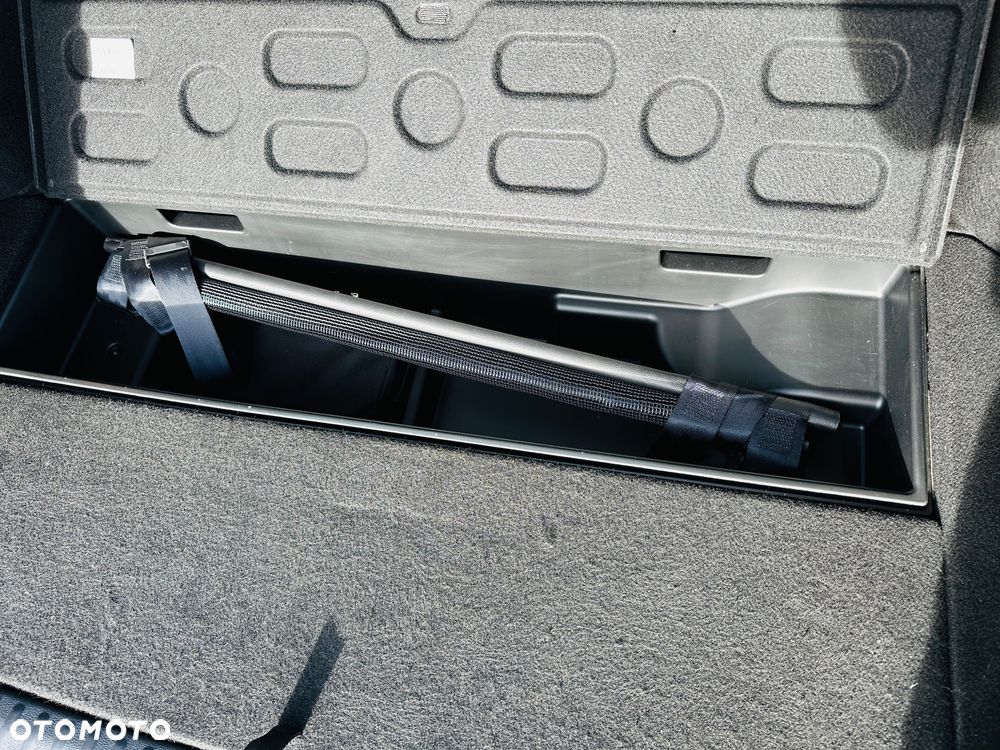 Kia Ceed 1.6 CRDi SCR M - 12