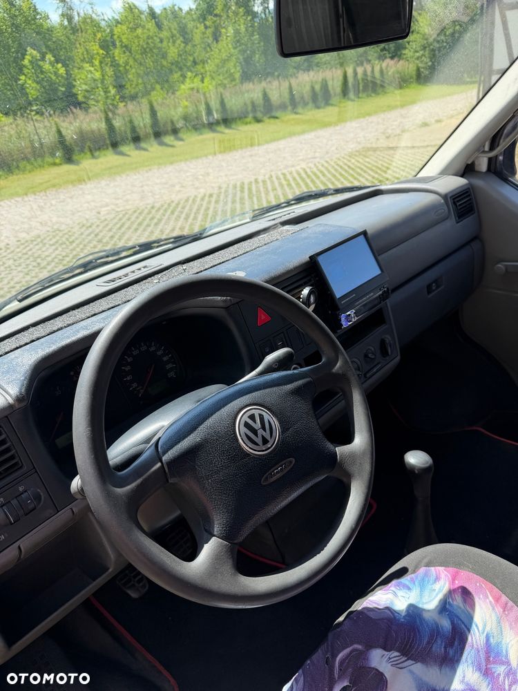 Volkswagen Transporter - 5