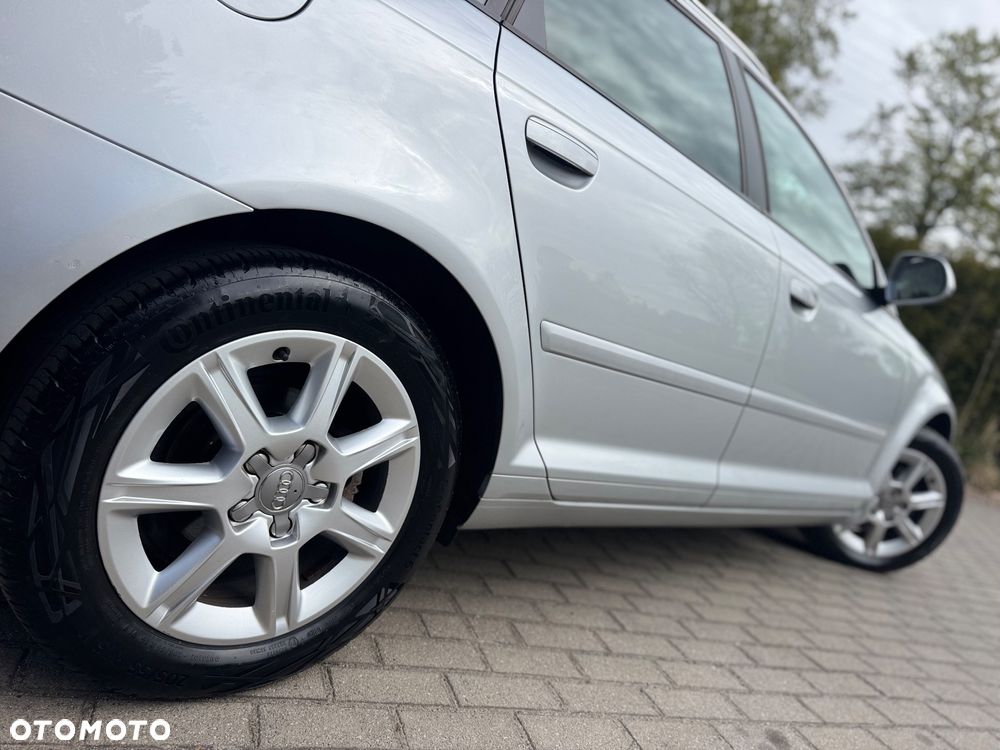 Audi A3 Sportback 1.8 TFSI Attraction - 28