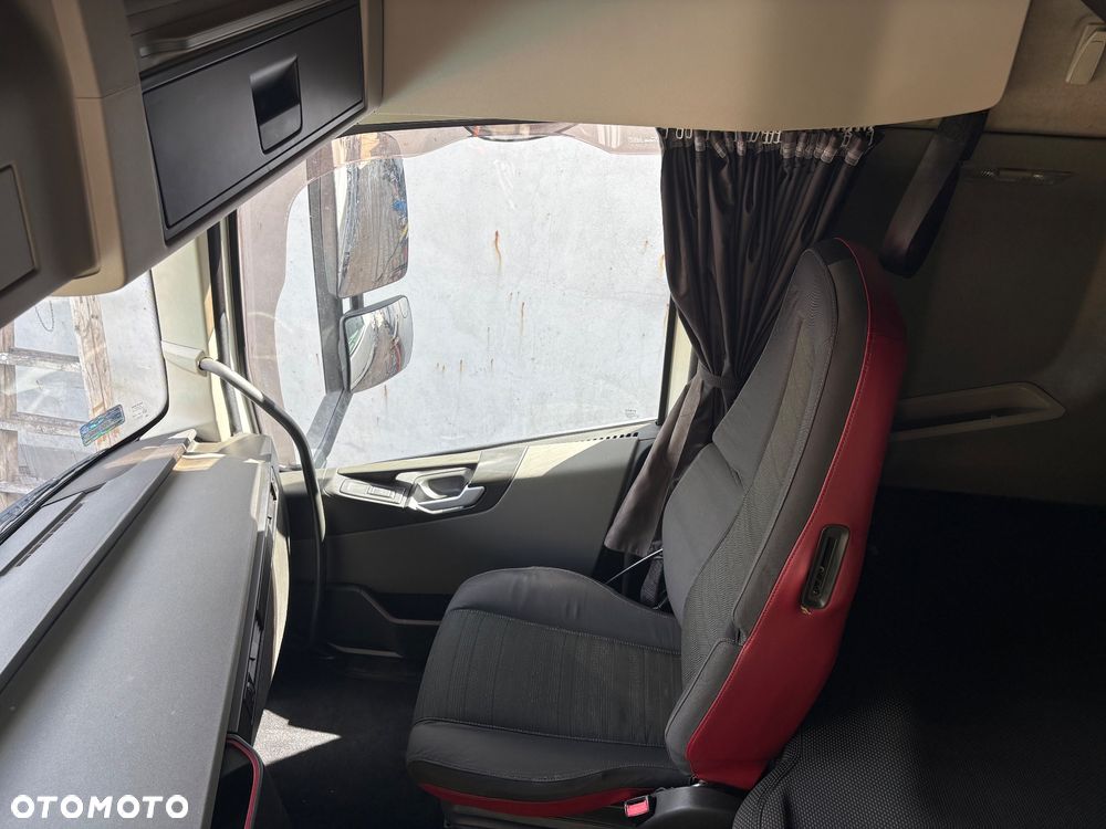 Volvo FH420 LOHR - 30