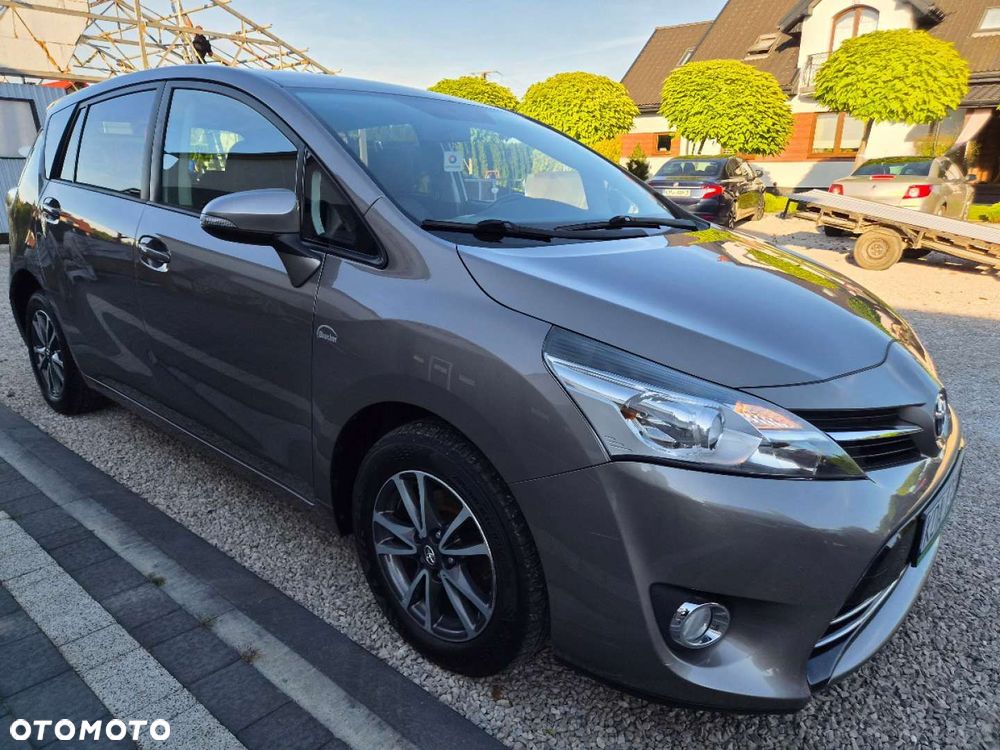 Toyota Verso - 12