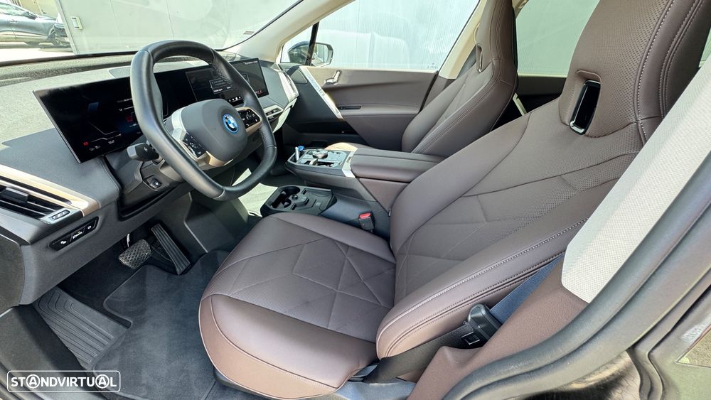 BMW iX xDrive 40 Pack Desportivo - 2
