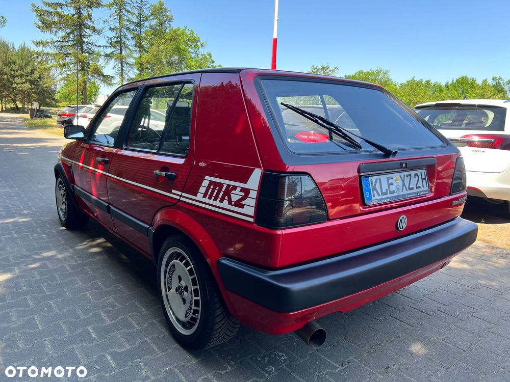 Volkswagen Golf - 14