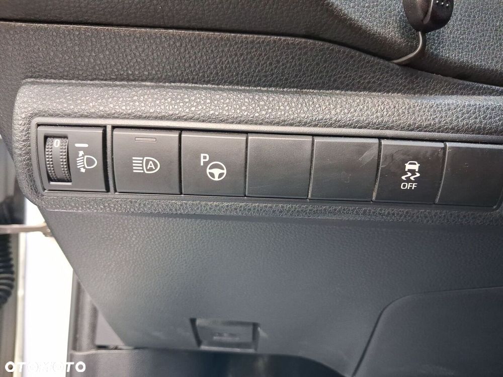 Toyota Corolla 1.8 Hybrid Comfort - 26