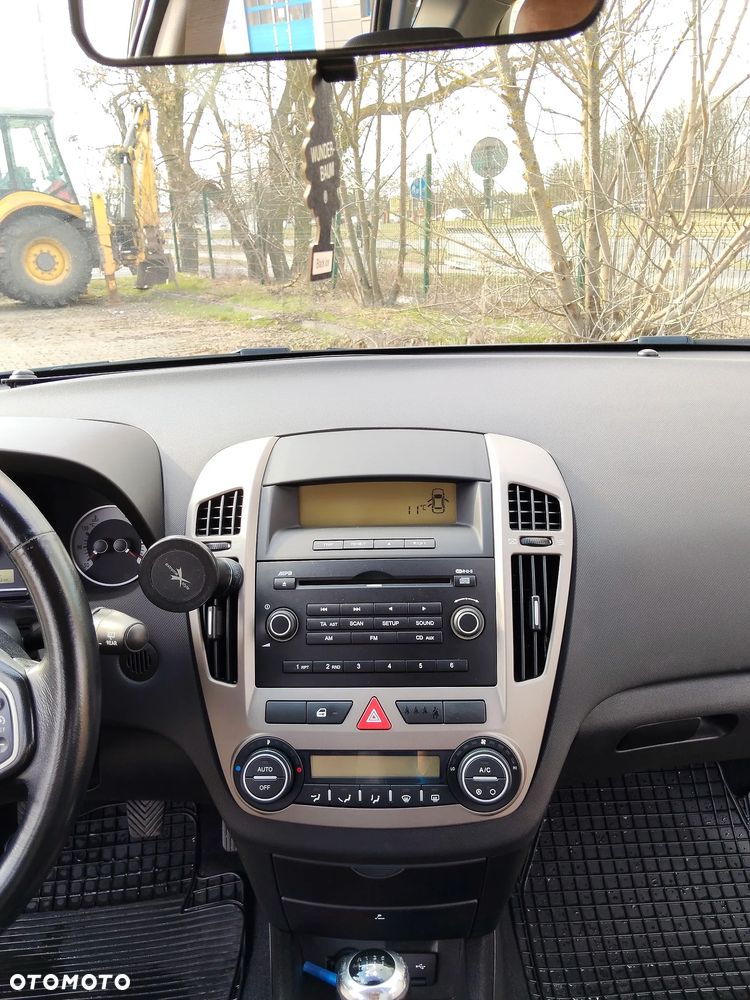 Kia Ceed 2.0 Optimum - 16